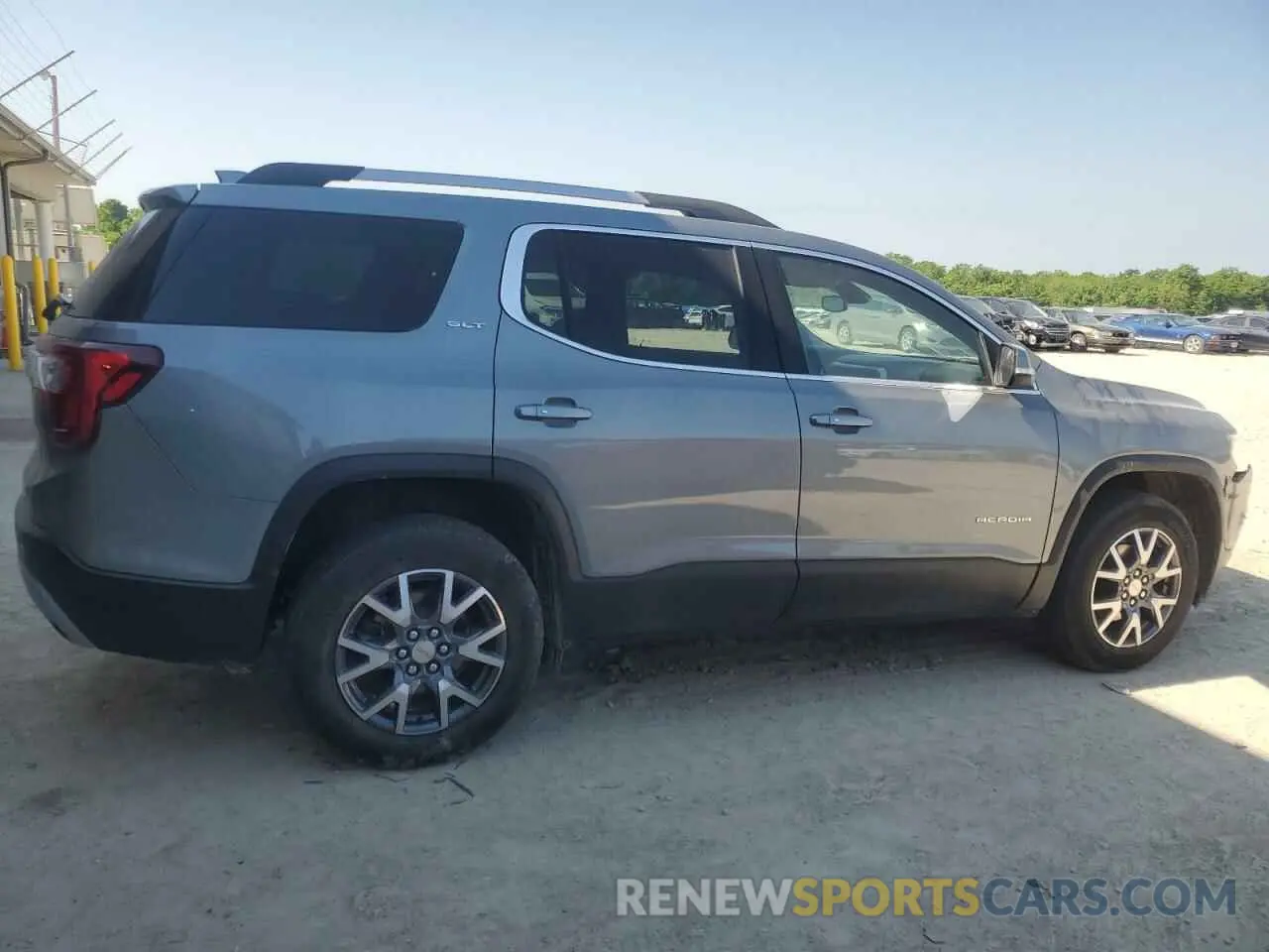 3 Photograph of a damaged car 1GKKNULS9PZ174951 GMC ACADIA 2023