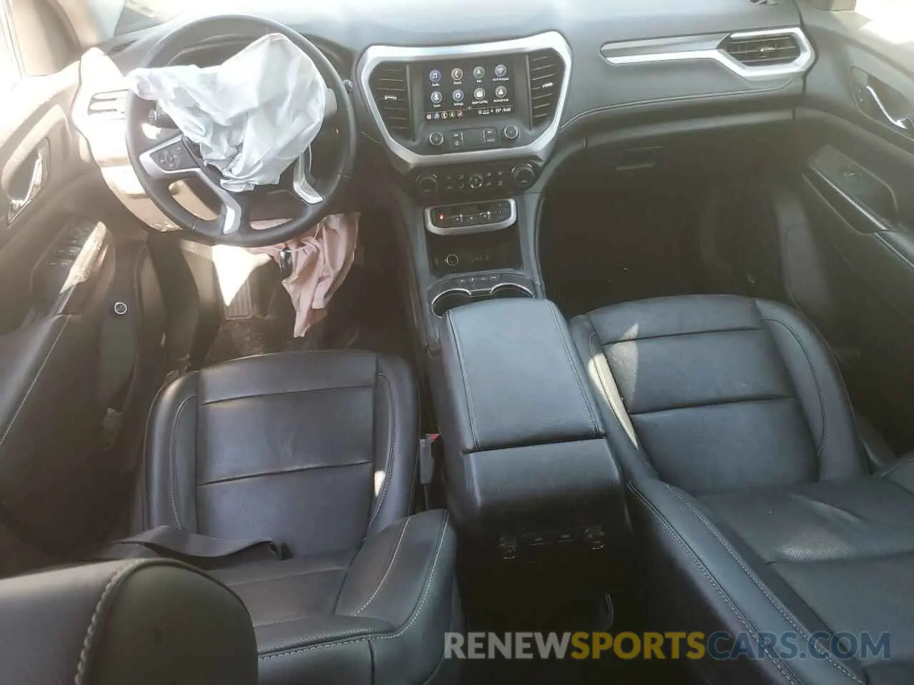 8 Photograph of a damaged car 1GKKNULS9PZ174951 GMC ACADIA 2023