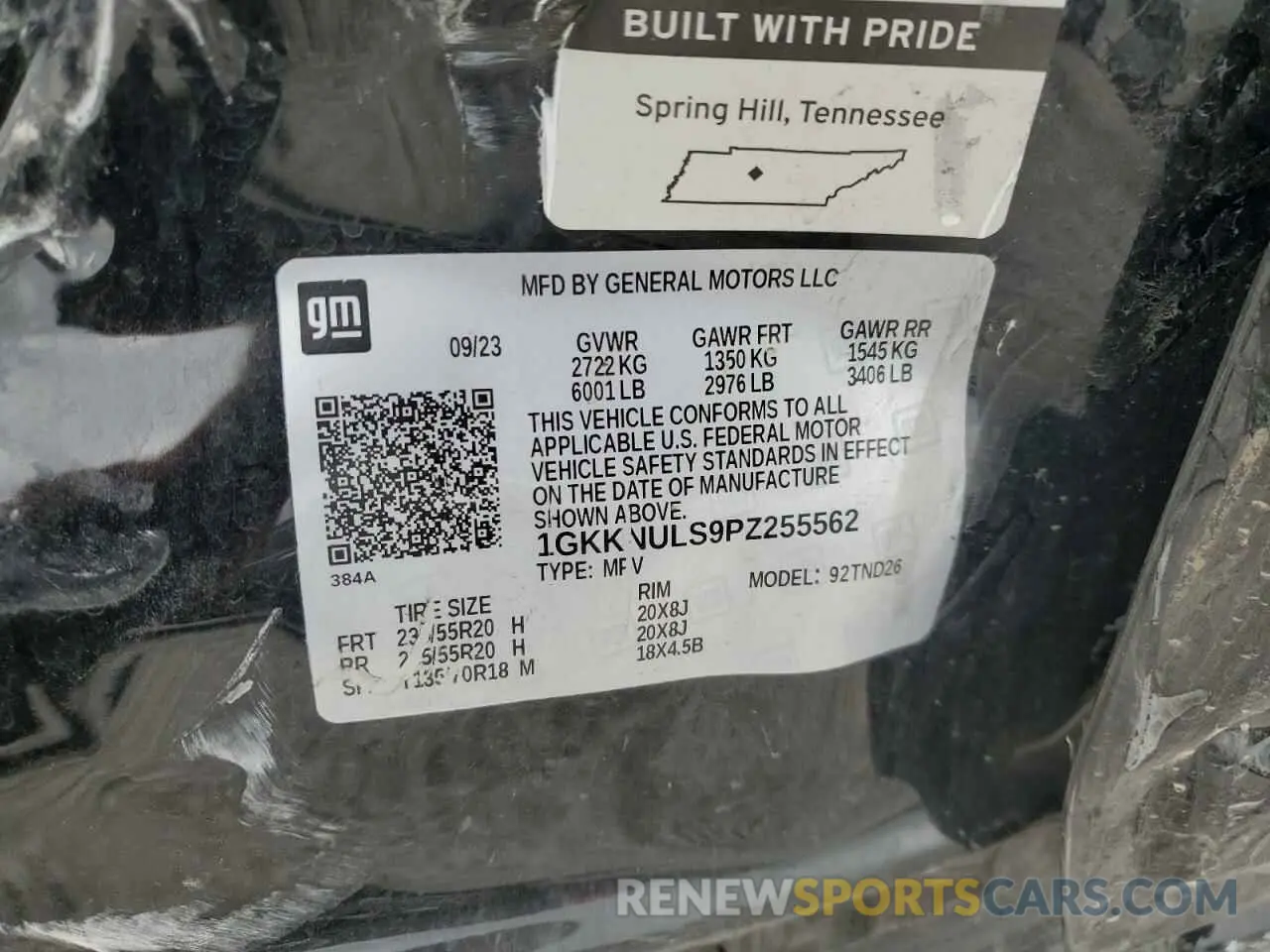 13 Photograph of a damaged car 1GKKNULS9PZ255562 GMC ACADIA 2023