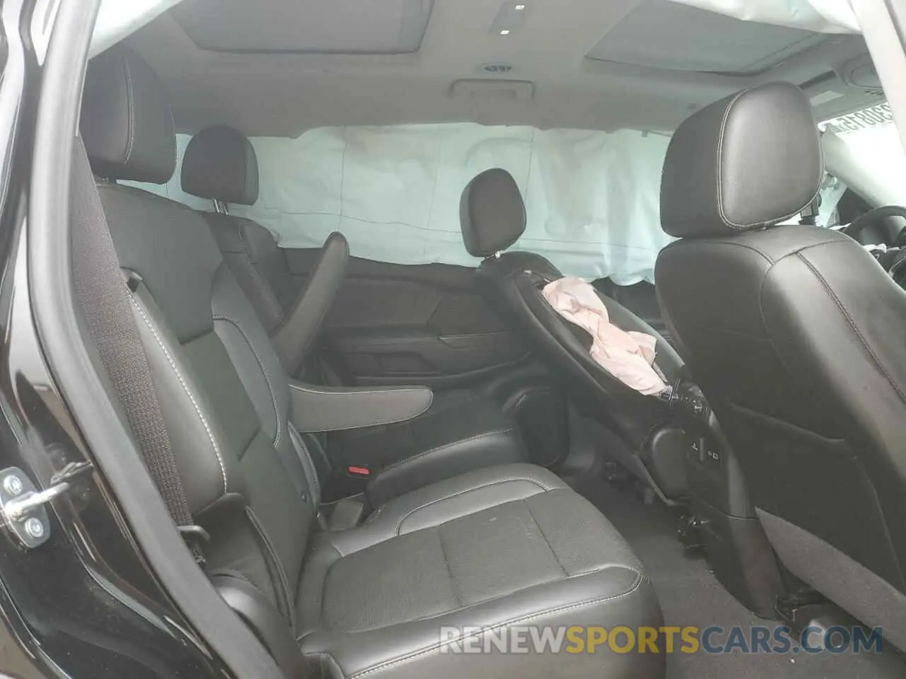 12 Photograph of a damaged car 1GKKNULSXPZ259636 GMC ACADIA 2023