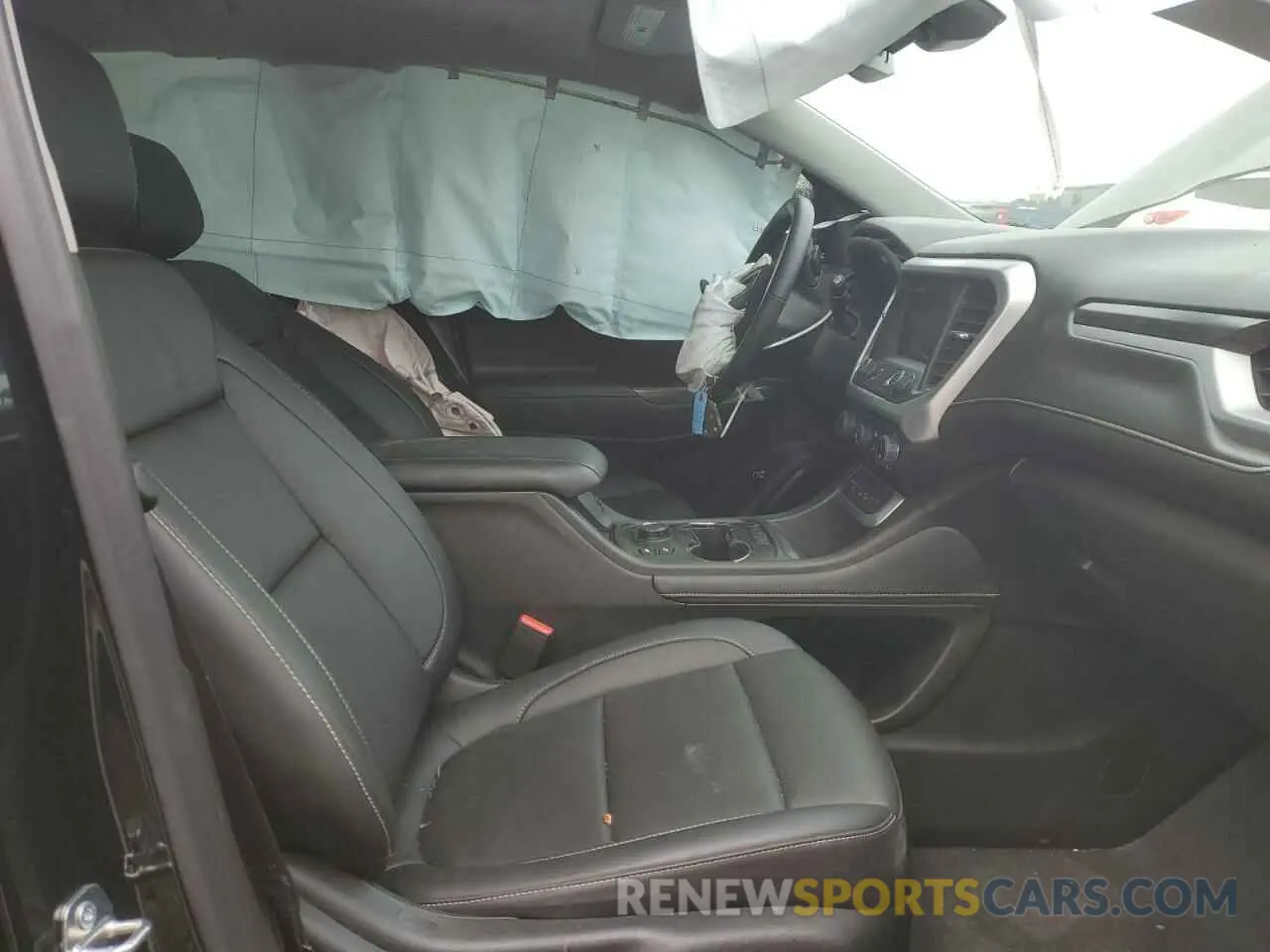 7 Photograph of a damaged car 1GKKNULSXPZ259636 GMC ACADIA 2023