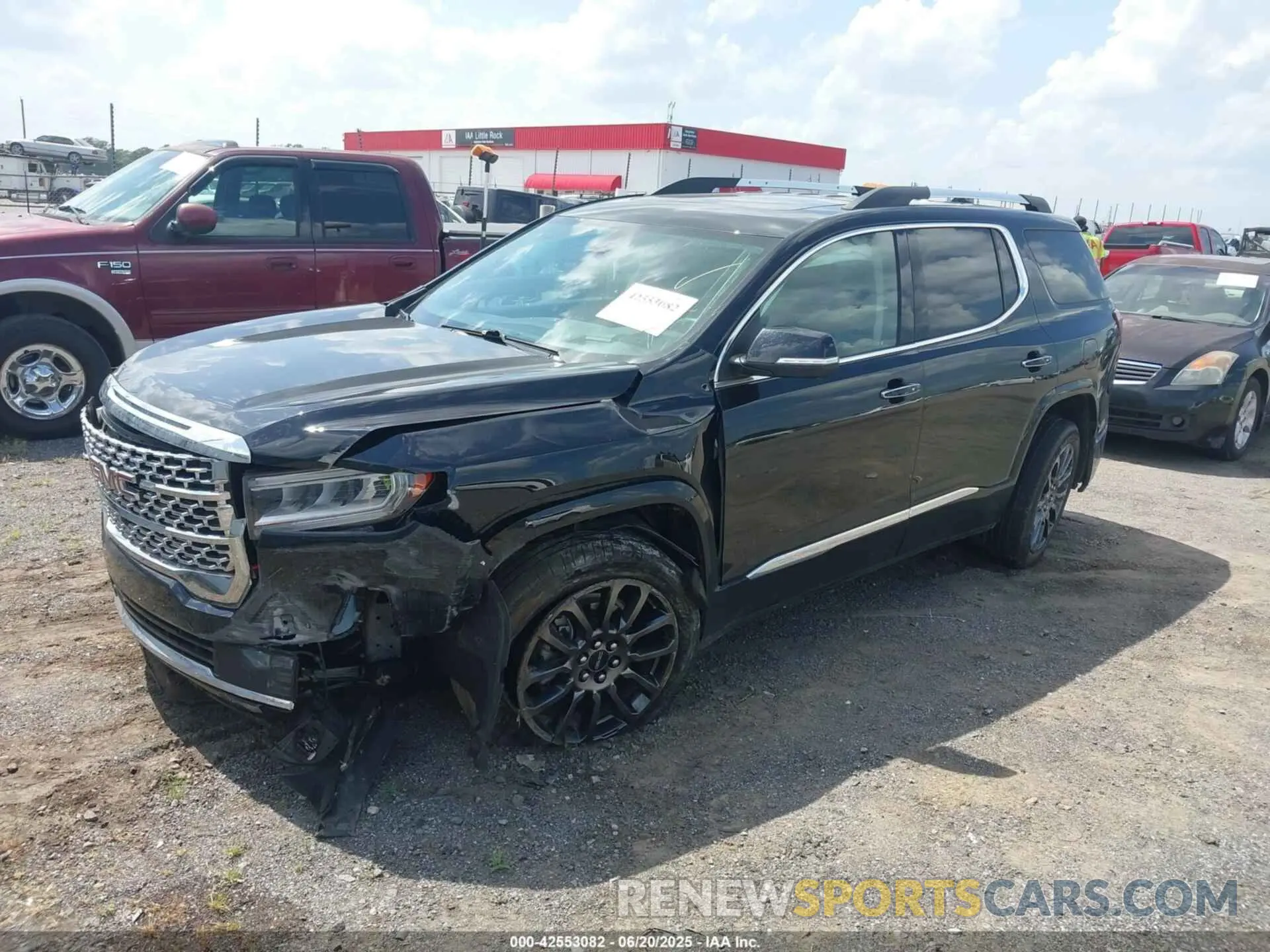 2 Photograph of a damaged car 1GKKNXLS4PZ204830 GMC ACADIA 2023