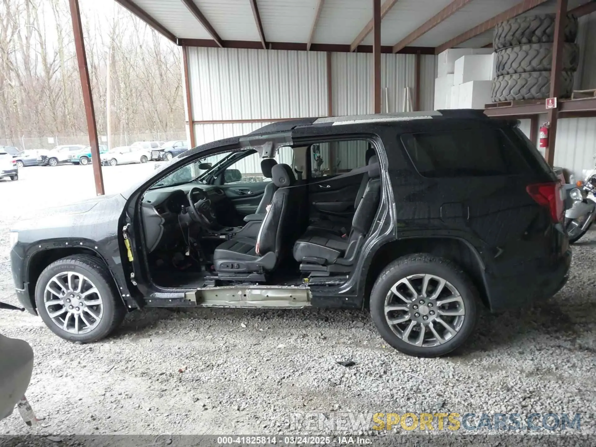 15 Photograph of a damaged car 1GKKNXLS5PZ212399 GMC ACADIA 2023