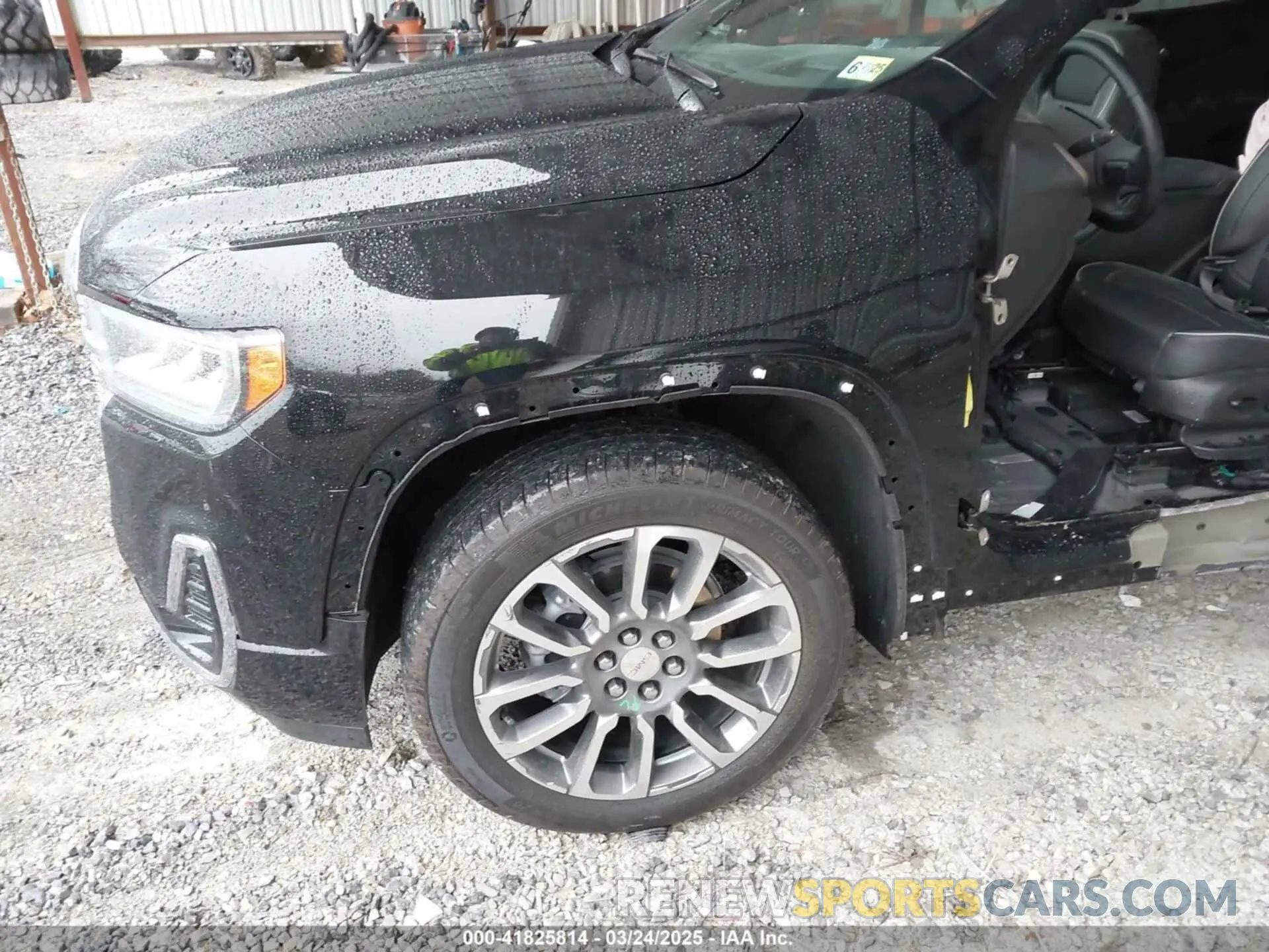 18 Photograph of a damaged car 1GKKNXLS5PZ212399 GMC ACADIA 2023