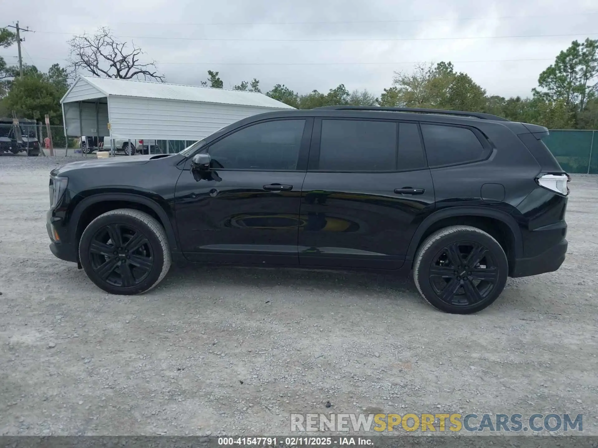 14 Photograph of a damaged car 1GKENKKS5RJ231201 GMC ACADIA 2024