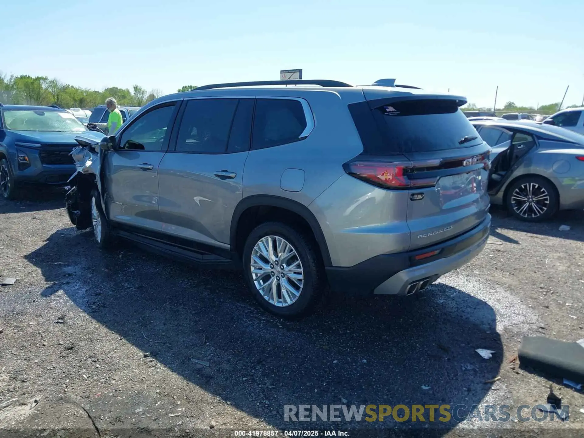 3 Photograph of a damaged car 1GKENNKS5RJ195981 GMC ACADIA 2024