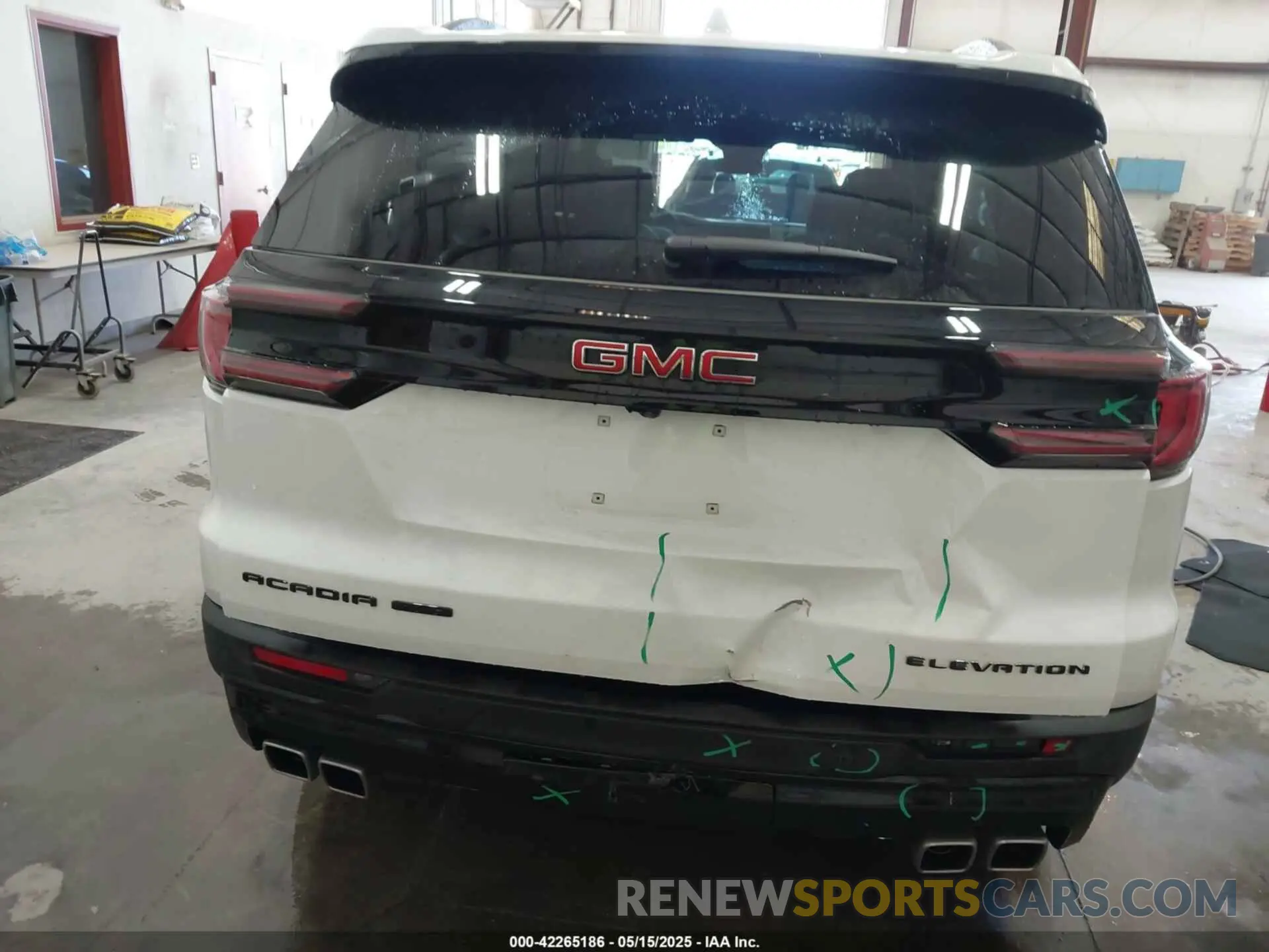 6 Photograph of a damaged car 1GKENNKS8RJ247247 GMC ACADIA 2024