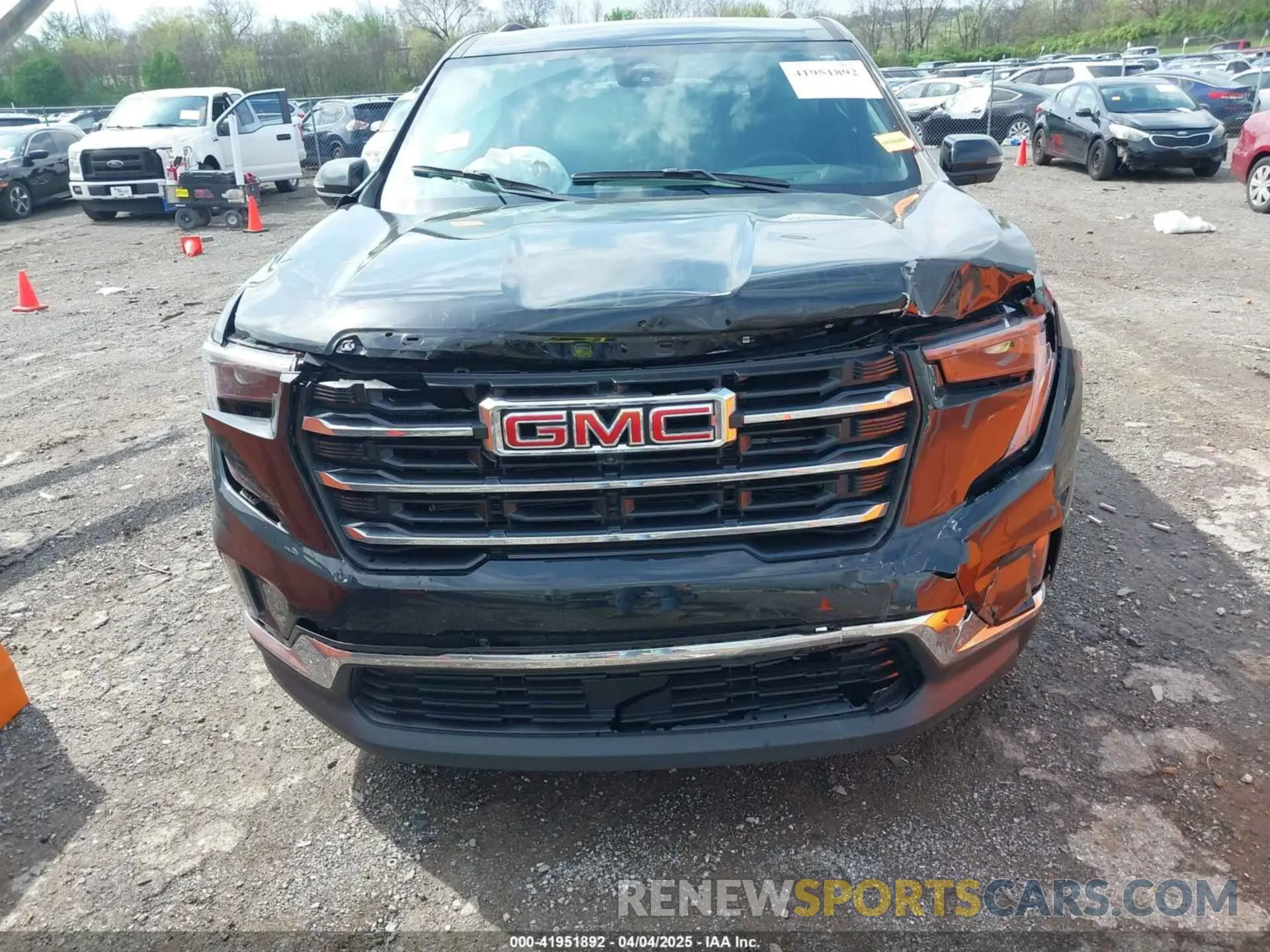 6 Photograph of a damaged car 1GKENNKSXRJ197435 GMC ACADIA 2024