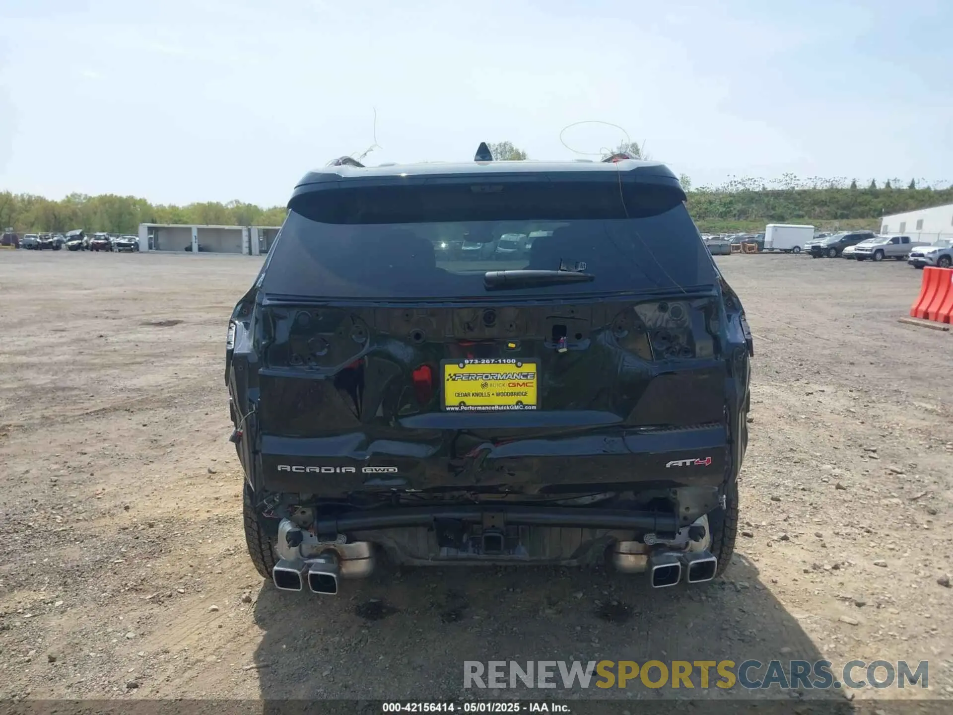 6 Photograph of a damaged car 1GKENPKS2RJ243562 GMC ACADIA 2024