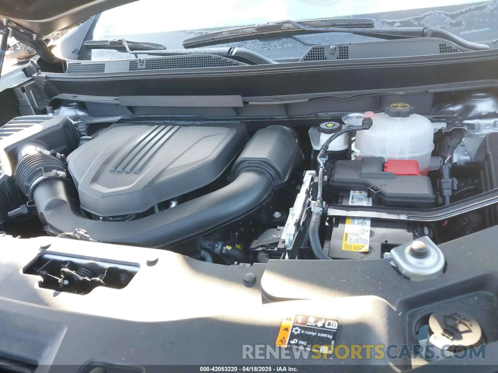 10 Photograph of a damaged car 1GKENRKS5RJ229229 GMC ACADIA 2024