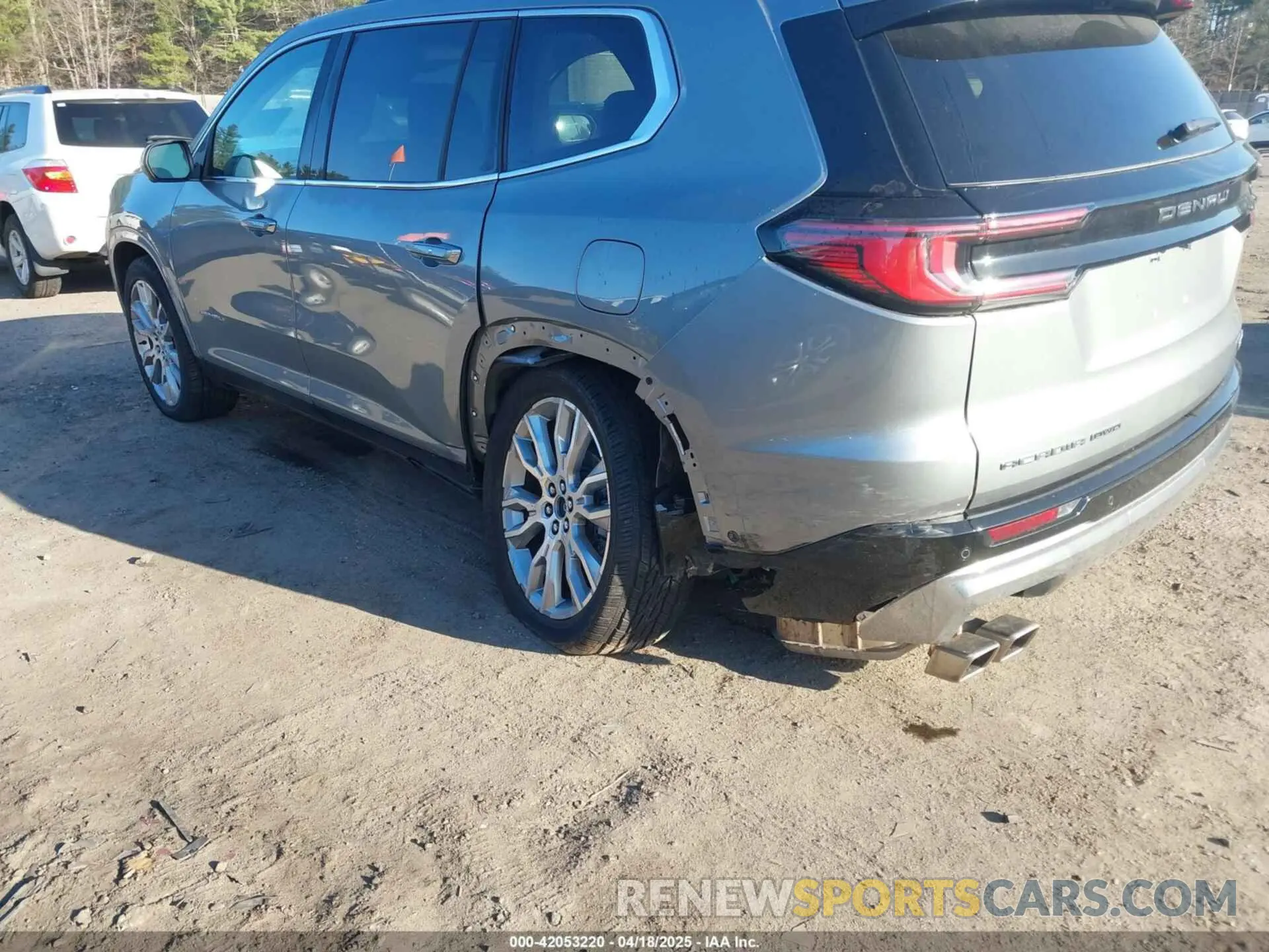 6 Photograph of a damaged car 1GKENRKS5RJ229229 GMC ACADIA 2024
