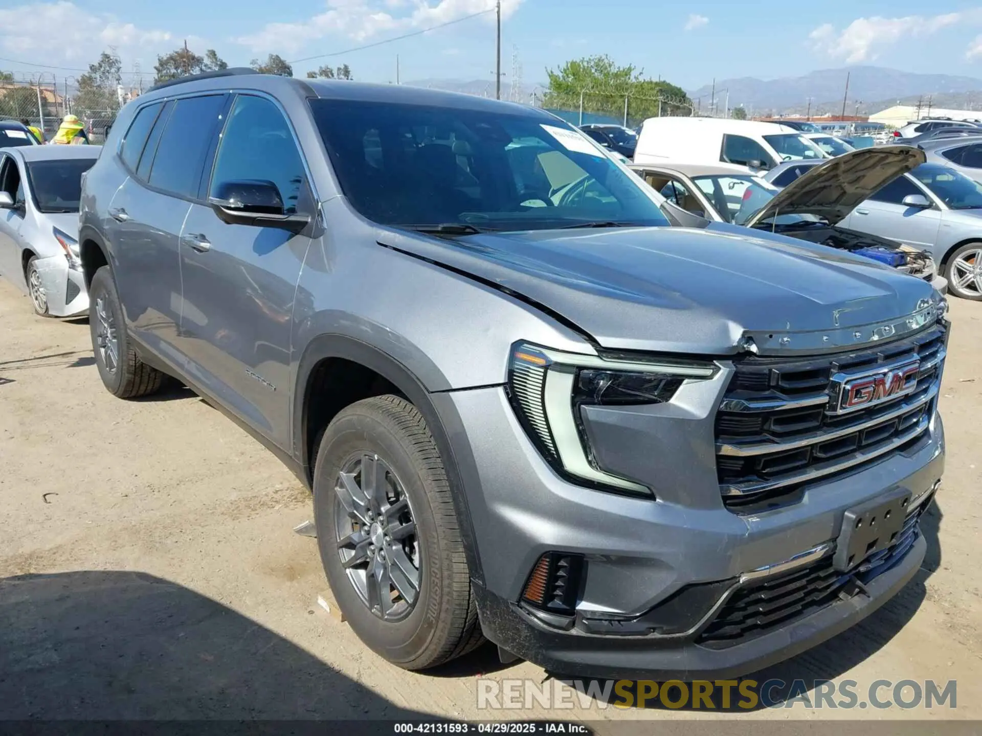 1 Photograph of a damaged car 1GKENKRS5SJ194324 GMC ACADIA 2025