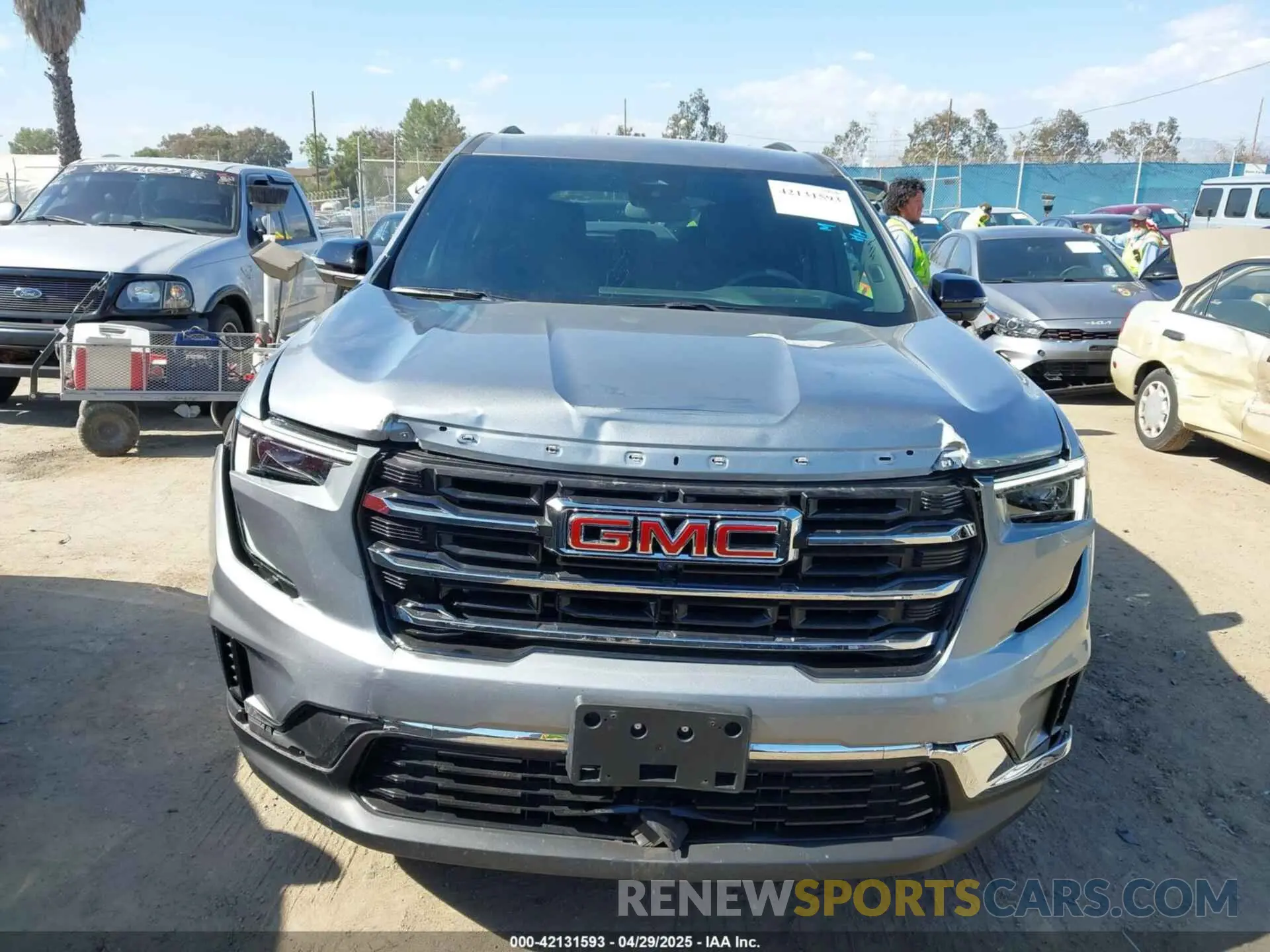 12 Photograph of a damaged car 1GKENKRS5SJ194324 GMC ACADIA 2025