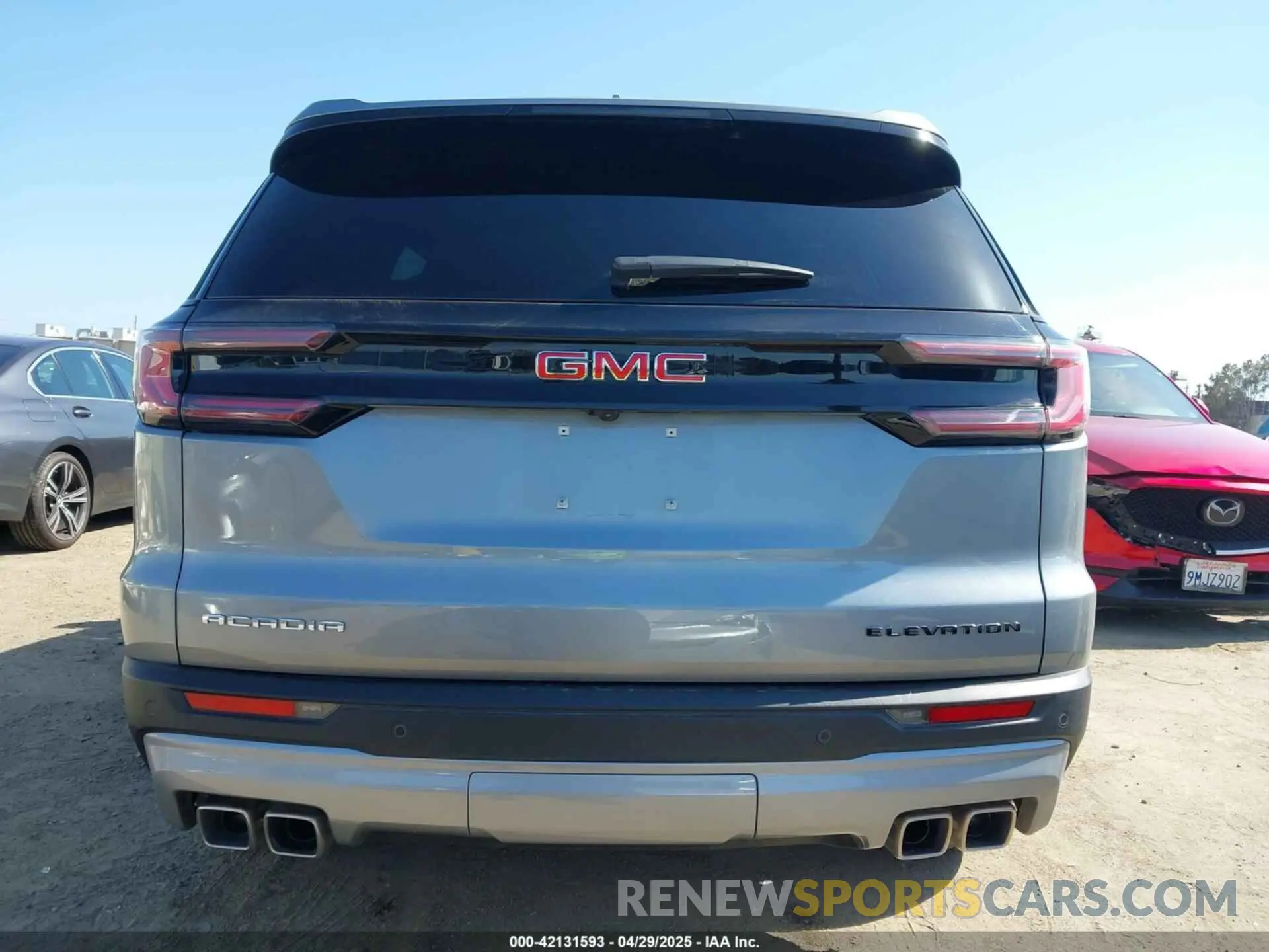 16 Photograph of a damaged car 1GKENKRS5SJ194324 GMC ACADIA 2025
