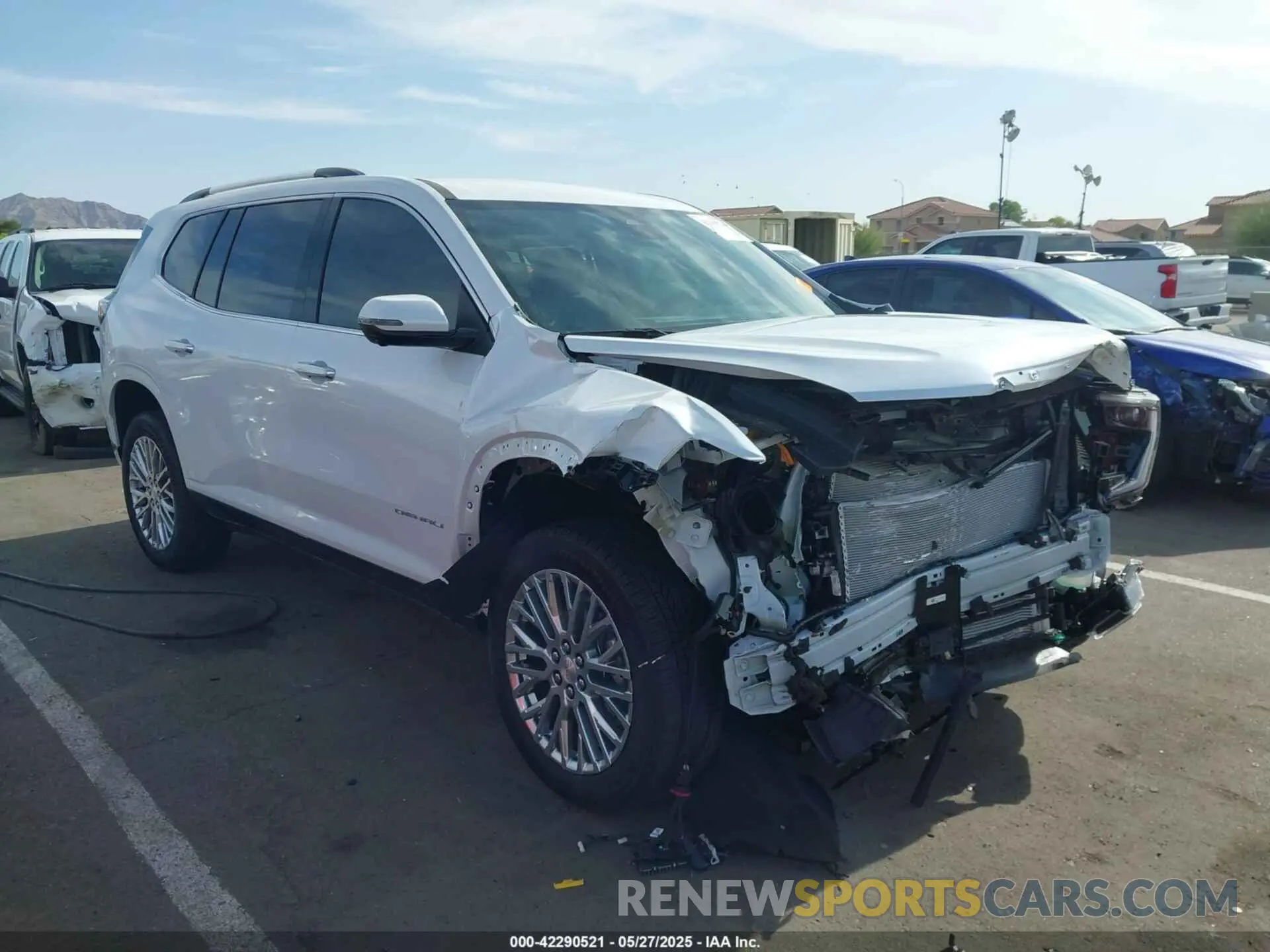 1 Photograph of a damaged car 1GKENLRS3SJ214267 GMC ACADIA 2025