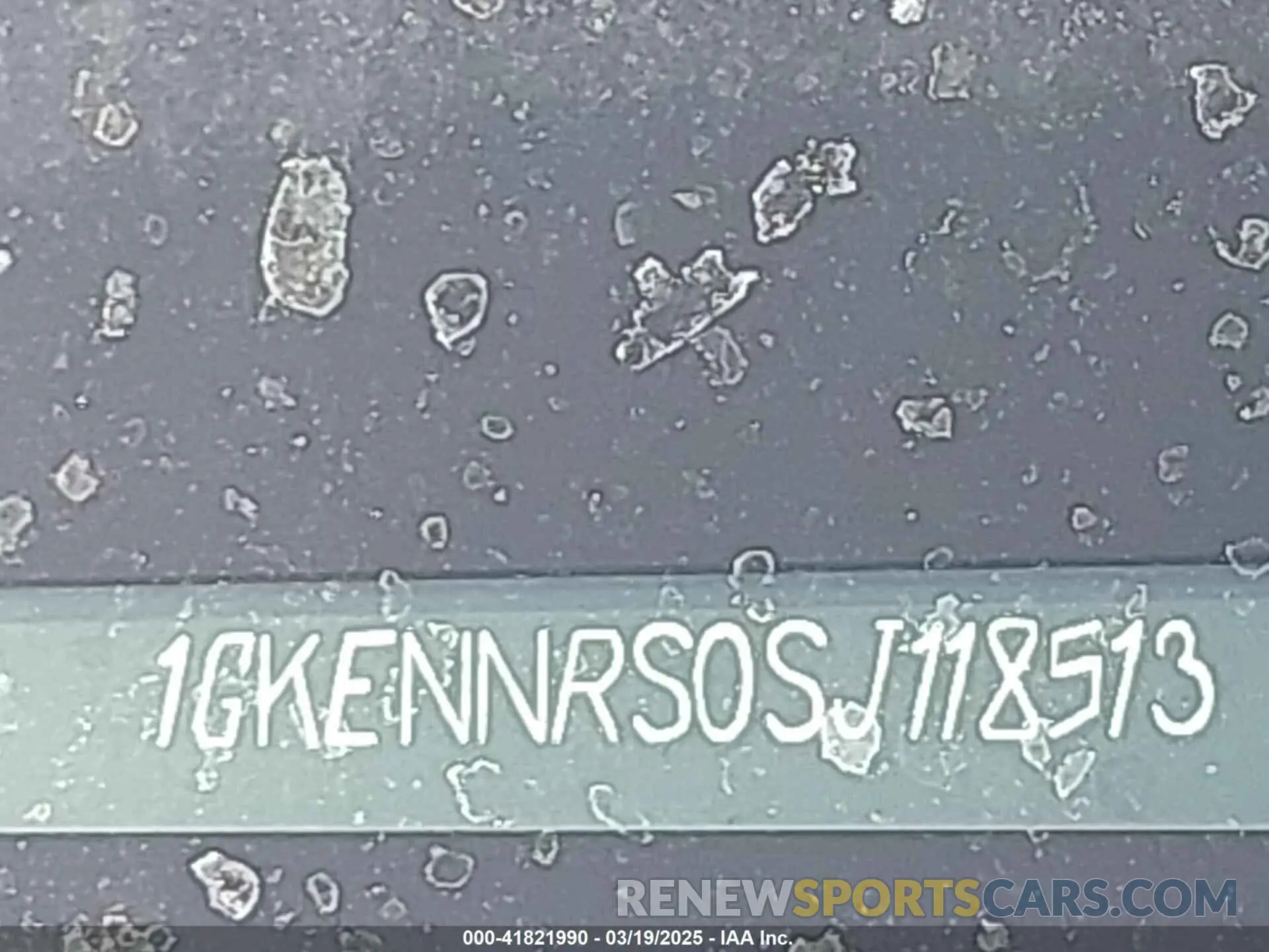 17 Photograph of a damaged car 1GKENNRS0SJ118513 GMC ACADIA 2025