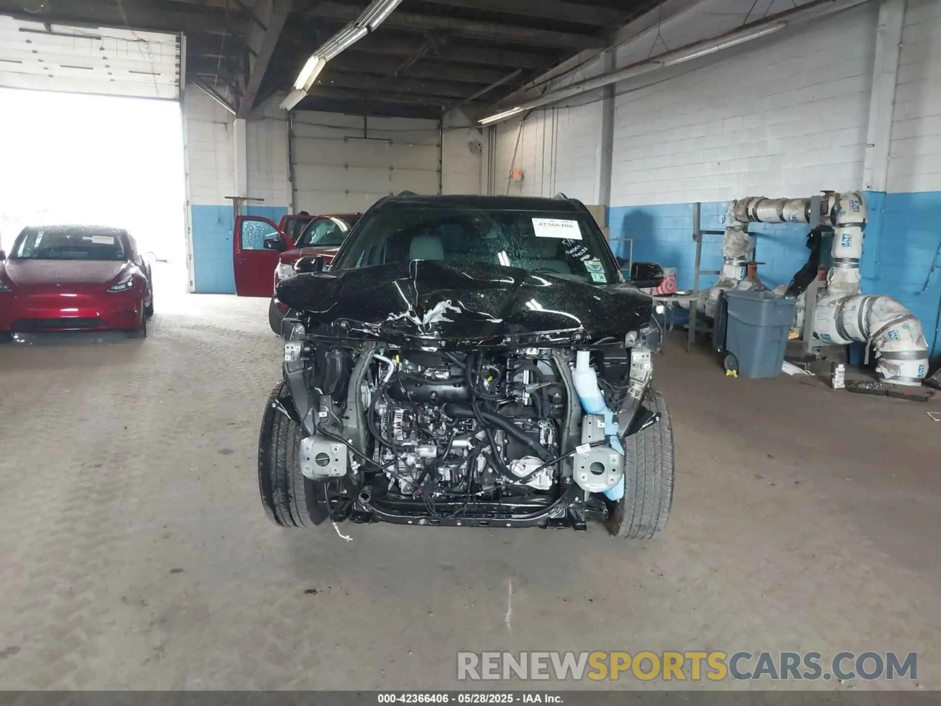 12 Photograph of a damaged car 1GKENNRS4SJ173076 GMC ACADIA 2025