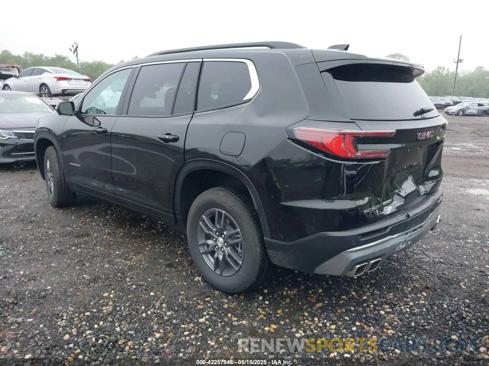 3 Photograph of a damaged car 1GKENNRSXSJ238710 GMC ACADIA 2025