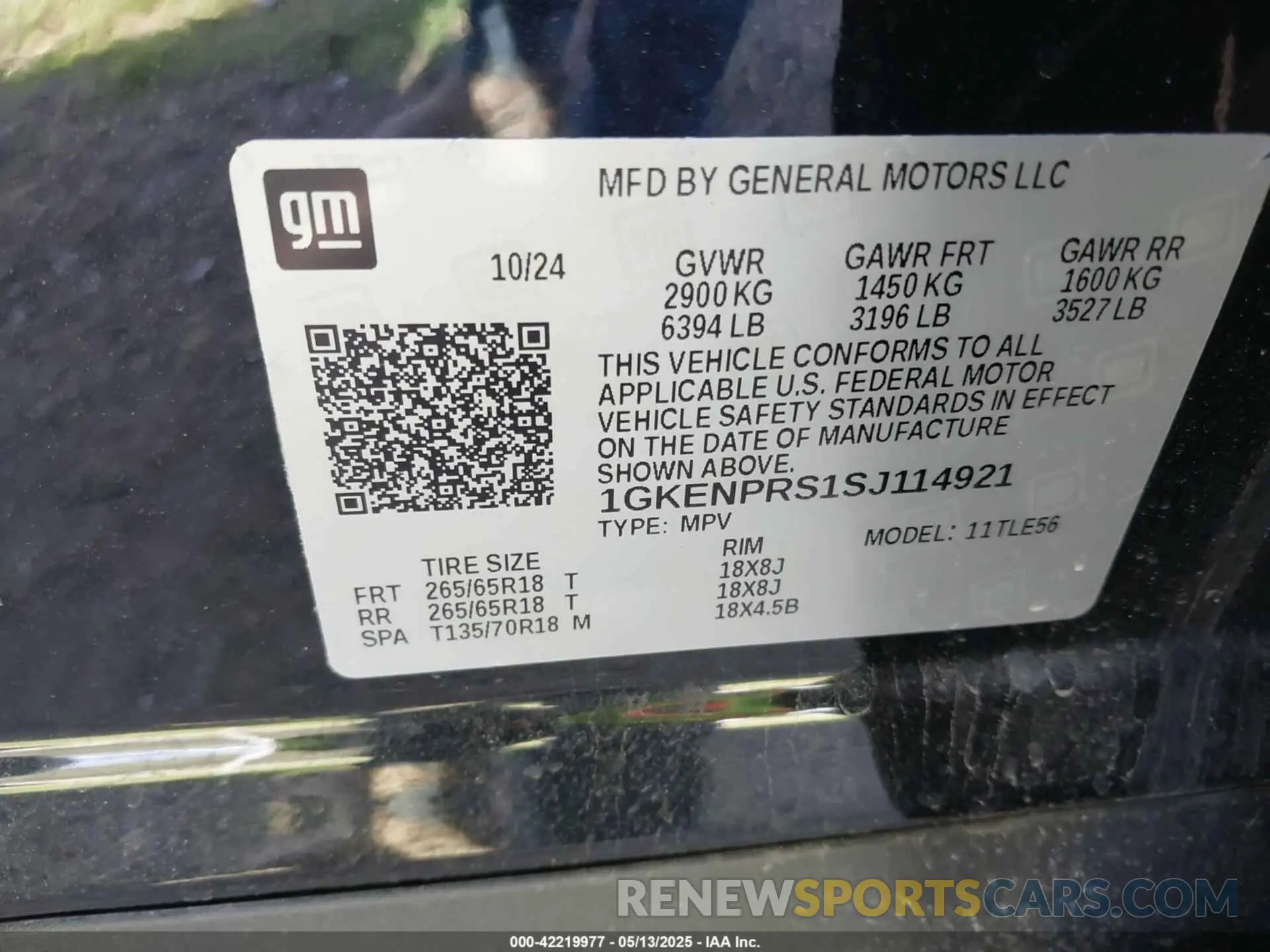 9 Photograph of a damaged car 1GKENPRS1SJ114921 GMC ACADIA 2025