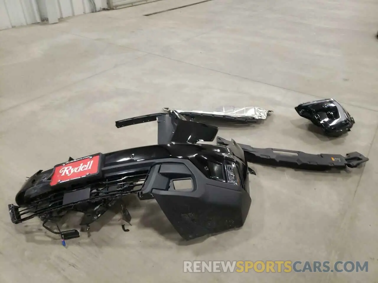 12 Photograph of a damaged car 1GKENPRS6SJ171356 GMC ACADIA 2025