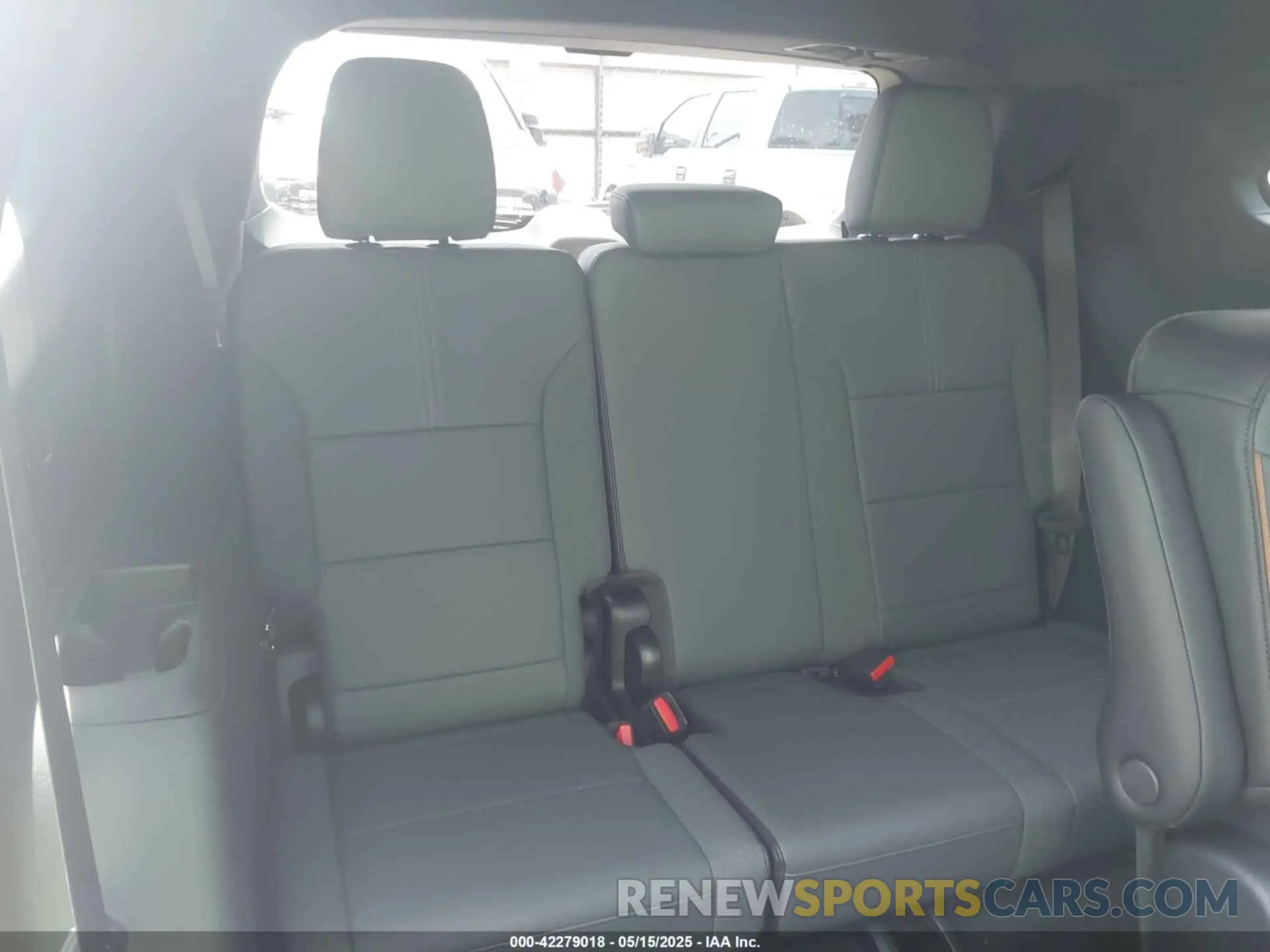 17 Photograph of a damaged car 1GKENPRS7SJ232231 GMC ACADIA 2025