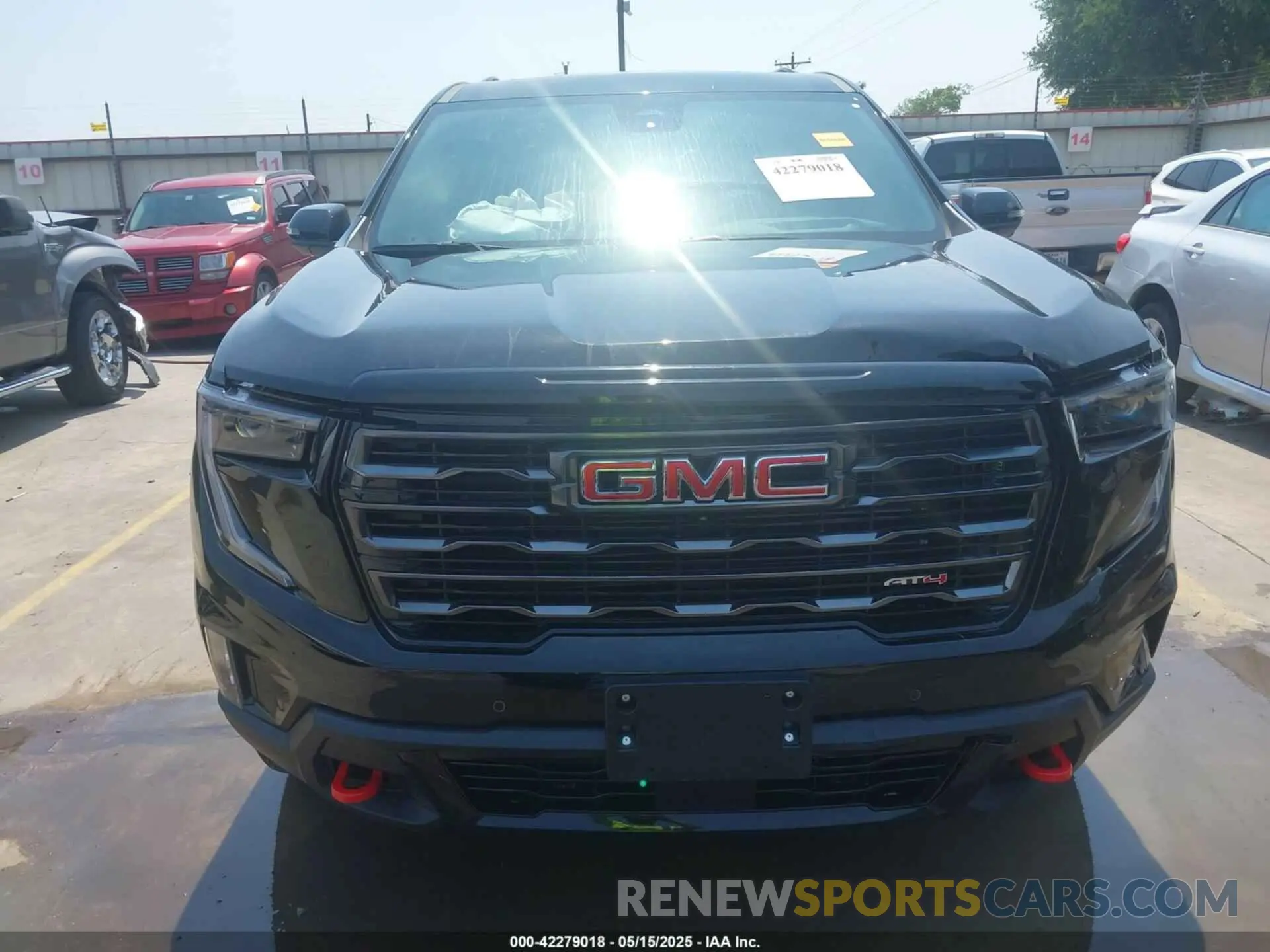 20 Photograph of a damaged car 1GKENPRS7SJ232231 GMC ACADIA 2025