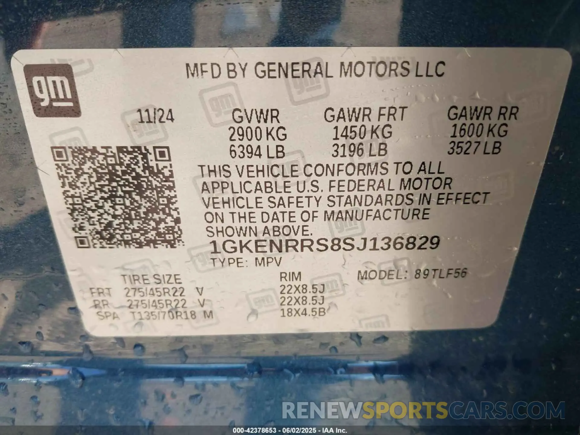 9 Photograph of a damaged car 1GKENRRS8SJ136829 GMC ACADIA 2025