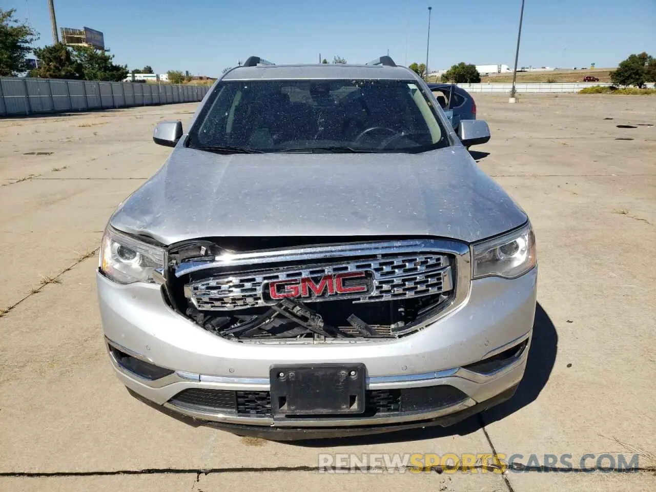 5 Photograph of a damaged car 1GKKNPLS2KZ106047 GMC ACADIA DEN 2019