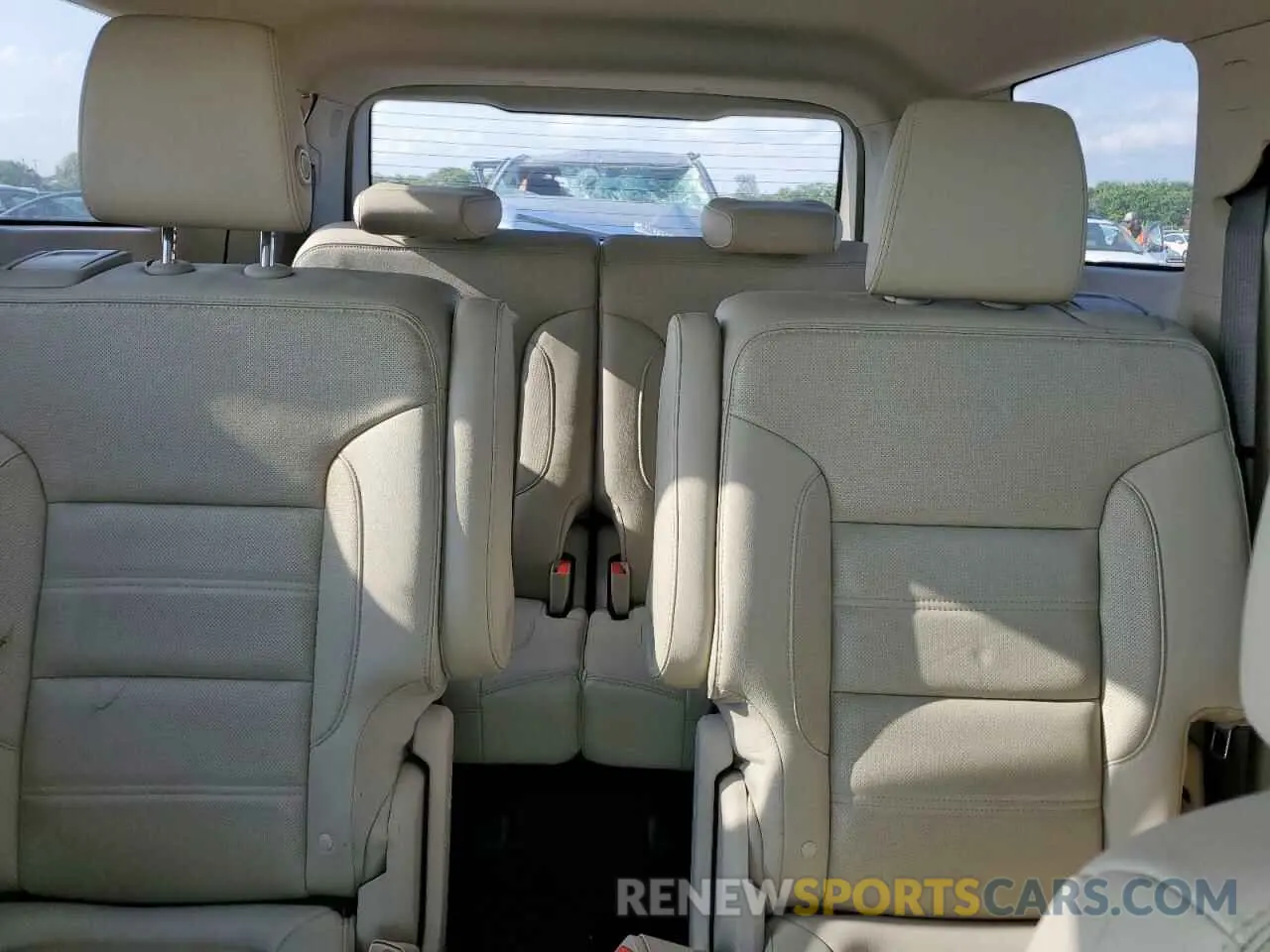 10 Photograph of a damaged car 1GKKNPLS3KZ178620 GMC ACADIA DEN 2019