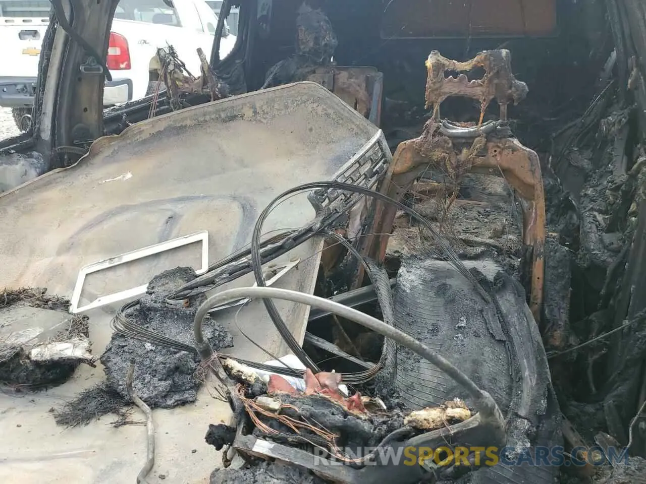 10 Photograph of a damaged car 1GKKNPLS6KZ113275 GMC ACADIA DEN 2019