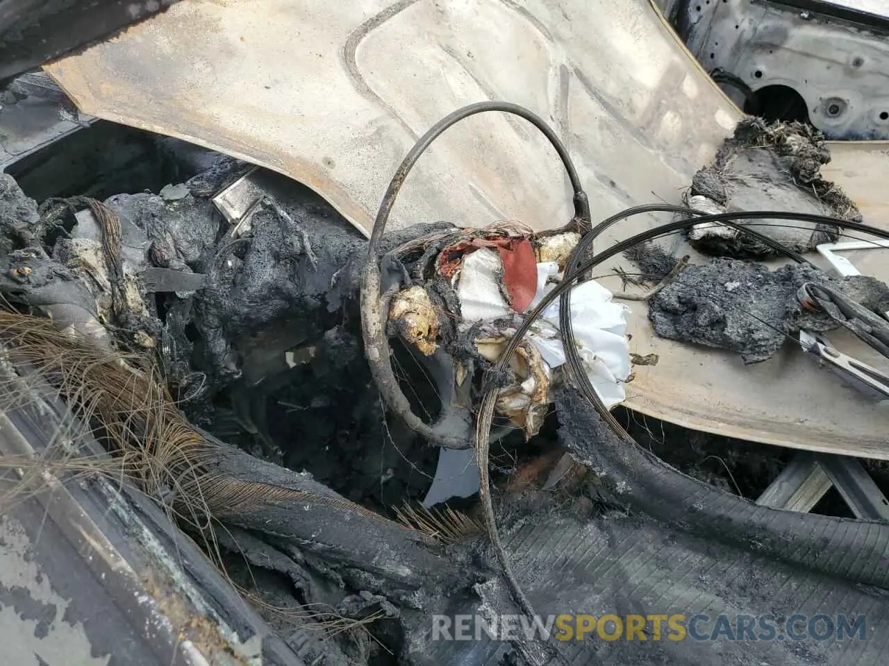 8 Photograph of a damaged car 1GKKNPLS6KZ113275 GMC ACADIA DEN 2019