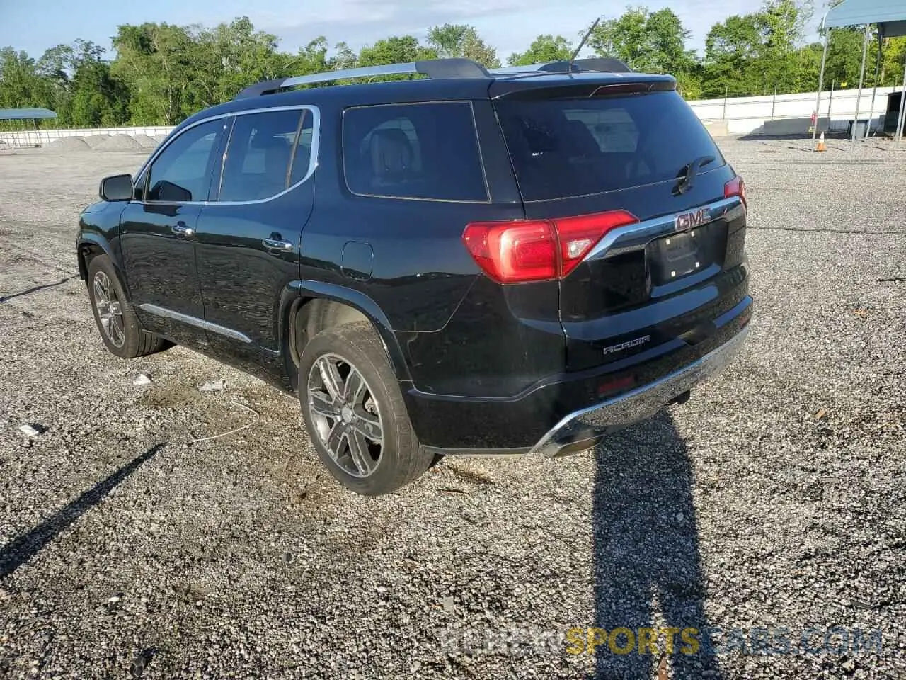 2 Photograph of a damaged car 1GKKNPLS8KZ184302 GMC ACADIA DEN 2019