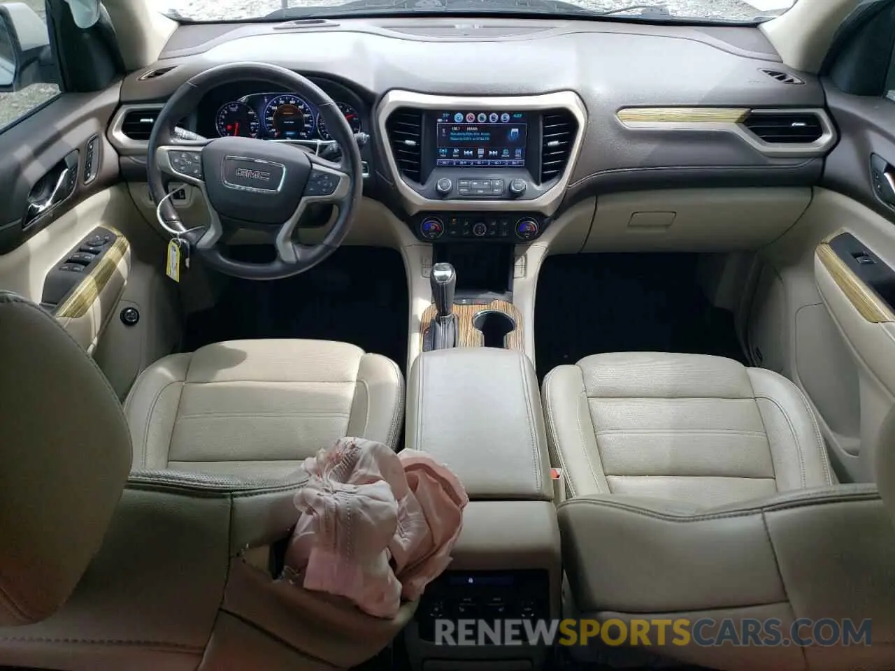8 Photograph of a damaged car 1GKKNPLS8KZ206511 GMC ACADIA DEN 2019