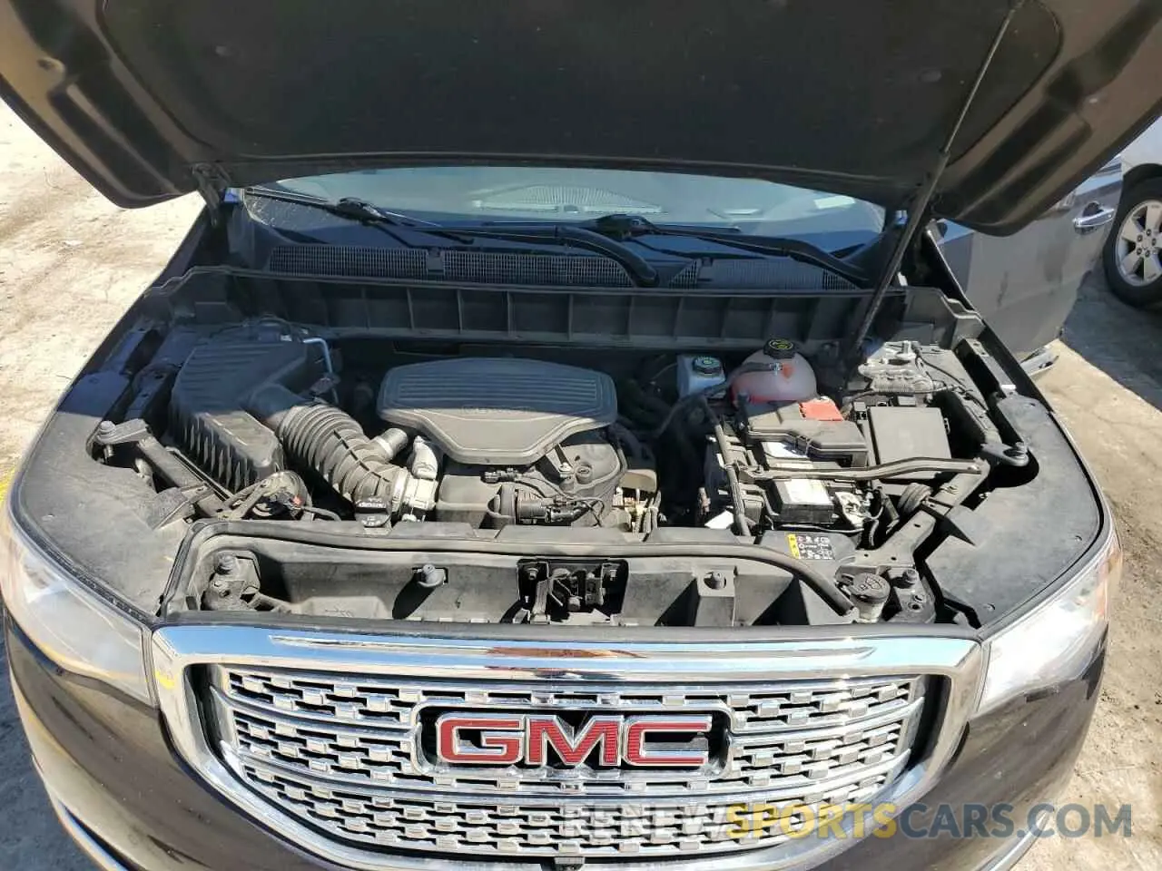 11 Photograph of a damaged car 1GKKNXLS0KZ146806 GMC ACADIA DEN 2019