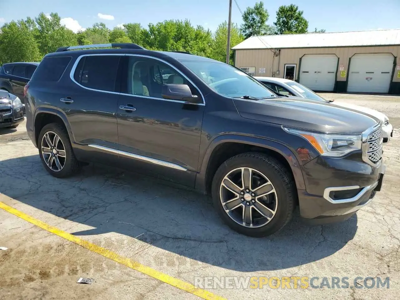 4 Photograph of a damaged car 1GKKNXLS0KZ146806 GMC ACADIA DEN 2019