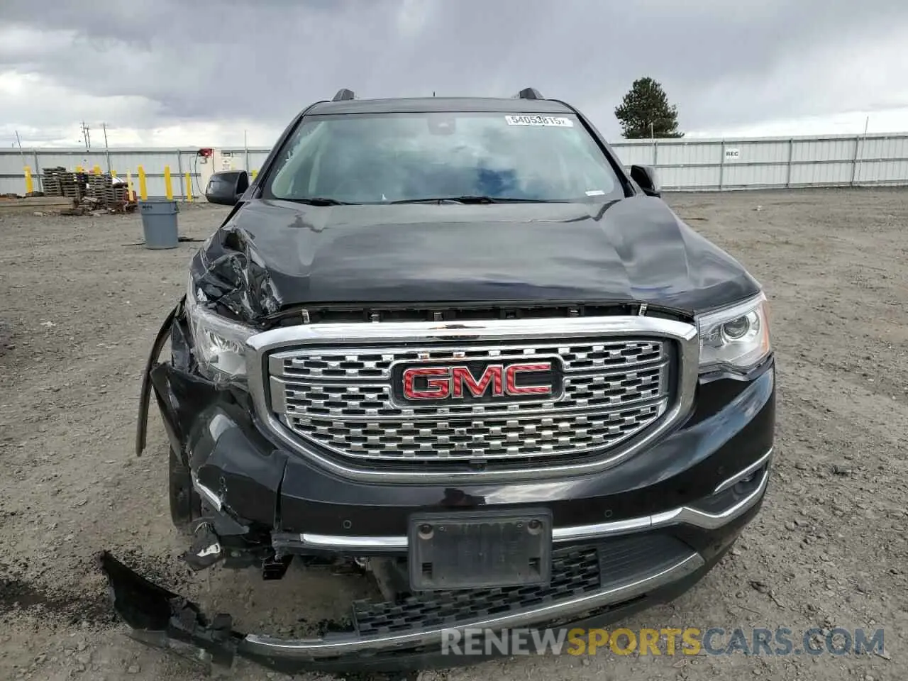 5 Photograph of a damaged car 1GKKNXLS0KZ220189 GMC ACADIA DEN 2019