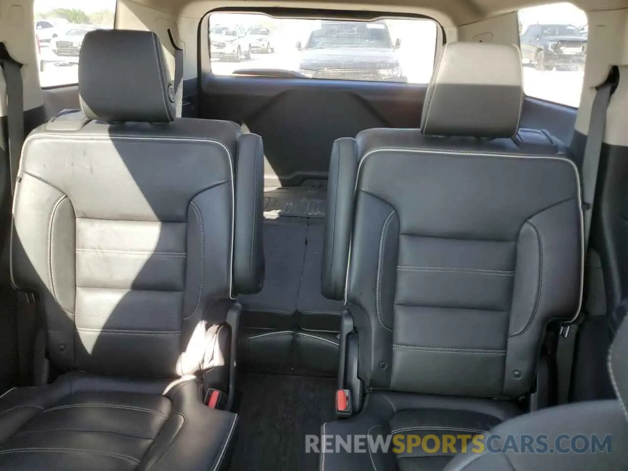 10 Photograph of a damaged car 1GKKNXLS1KZ107741 GMC ACADIA DEN 2019