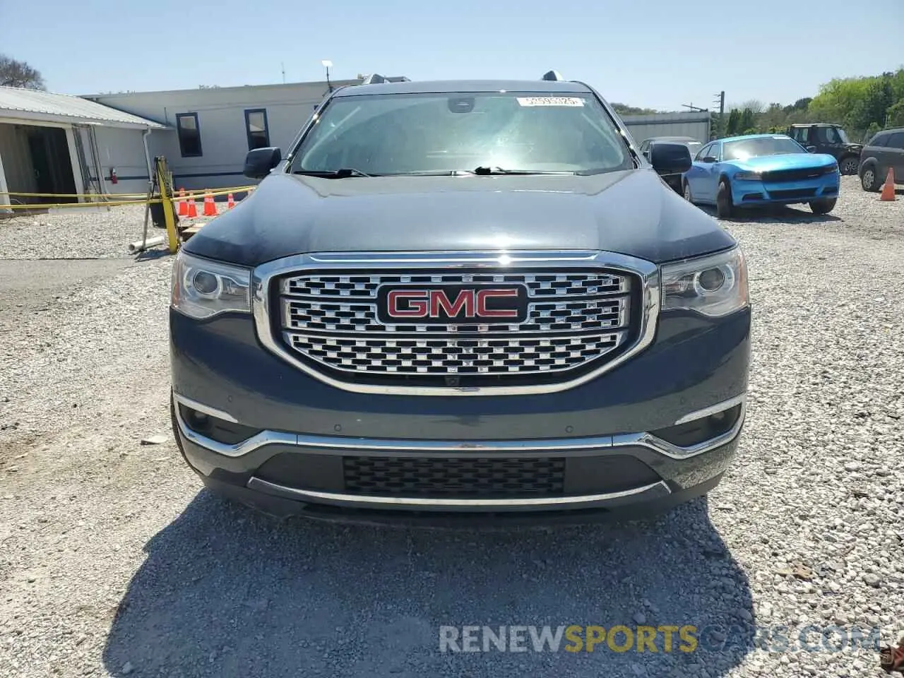 5 Photograph of a damaged car 1GKKNXLS1KZ242671 GMC ACADIA DEN 2019