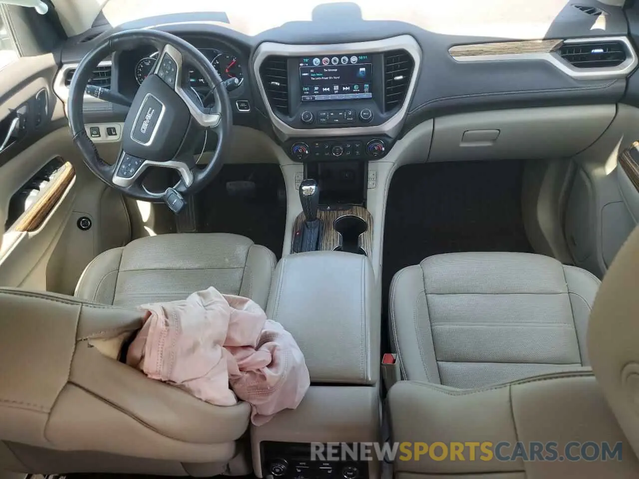 8 Photograph of a damaged car 1GKKNXLS1KZ242671 GMC ACADIA DEN 2019