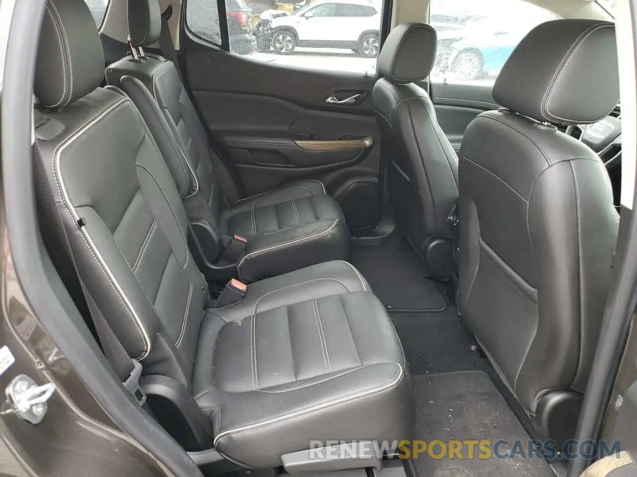 11 Photograph of a damaged car 1GKKNXLS3KZ175894 GMC ACADIA DEN 2019