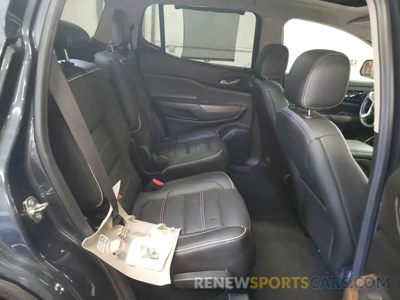 11 Photograph of a damaged car 1GKKNXLS4KZ295249 GMC ACADIA DEN 2019
