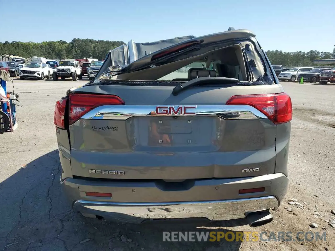 6 Photograph of a damaged car 1GKKNXLS5KZ201623 GMC ACADIA DEN 2019