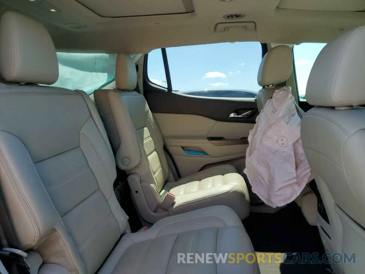 11 Photograph of a damaged car 1GKKNXLS8KZ238312 GMC ACADIA DEN 2019