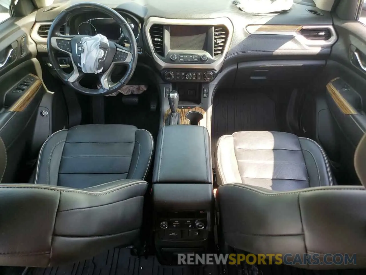 8 Photograph of a damaged car 1GKKNXLS9KZ217727 GMC ACADIA DEN 2019