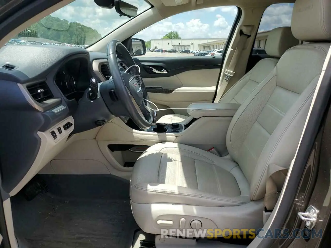 7 Photograph of a damaged car 1GKKNPLS1LZ189956 GMC ACADIA DEN 2020