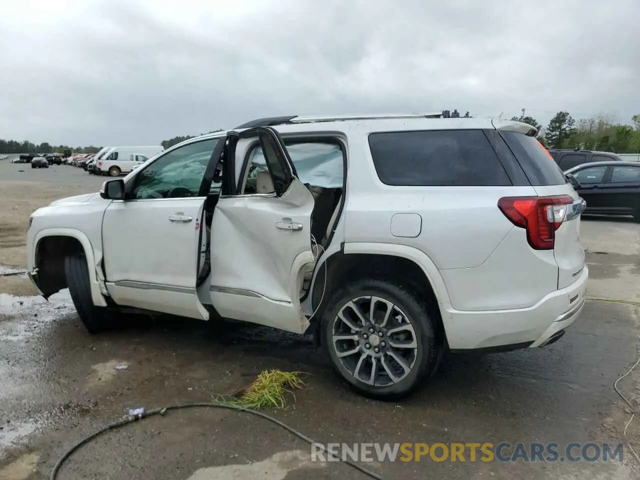 2 Photograph of a damaged car 1GKKNPLS2LZ124100 GMC ACADIA DEN 2020
