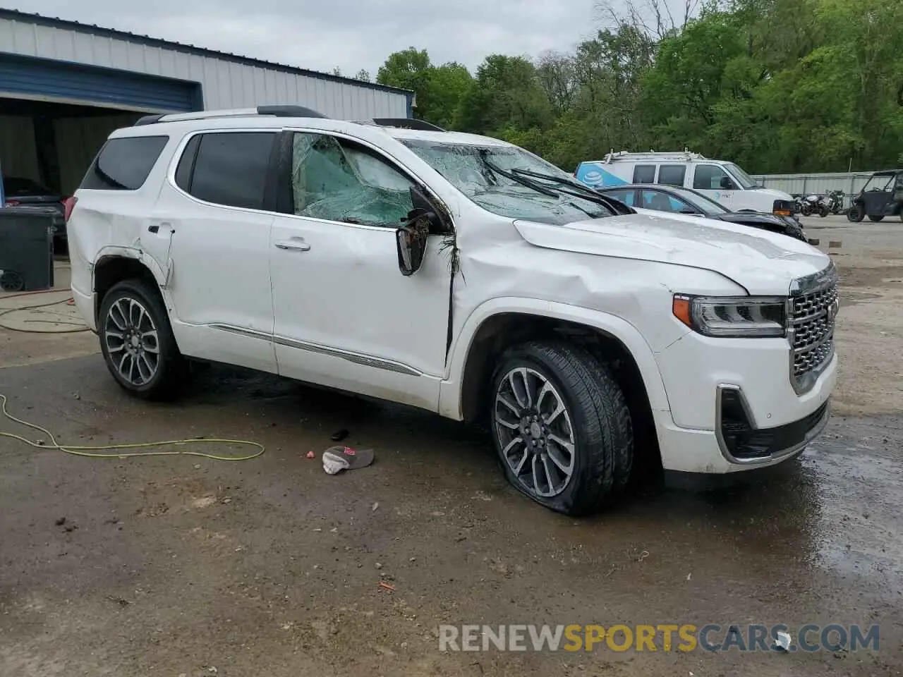 4 Photograph of a damaged car 1GKKNPLS2LZ124100 GMC ACADIA DEN 2020