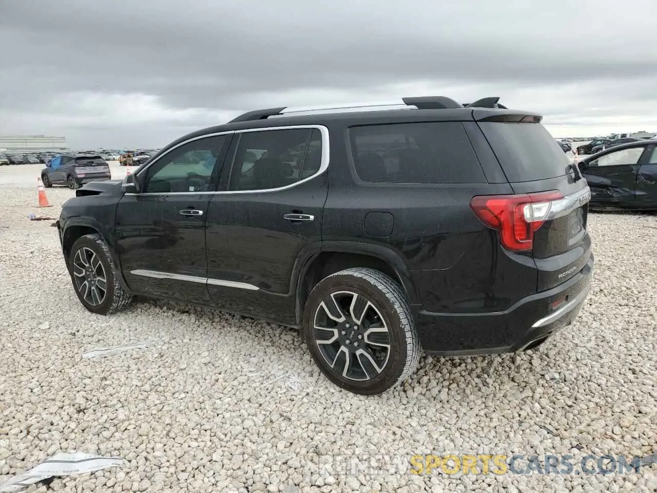 2 Photograph of a damaged car 1GKKNPLS6LZ142597 GMC ACADIA DEN 2020