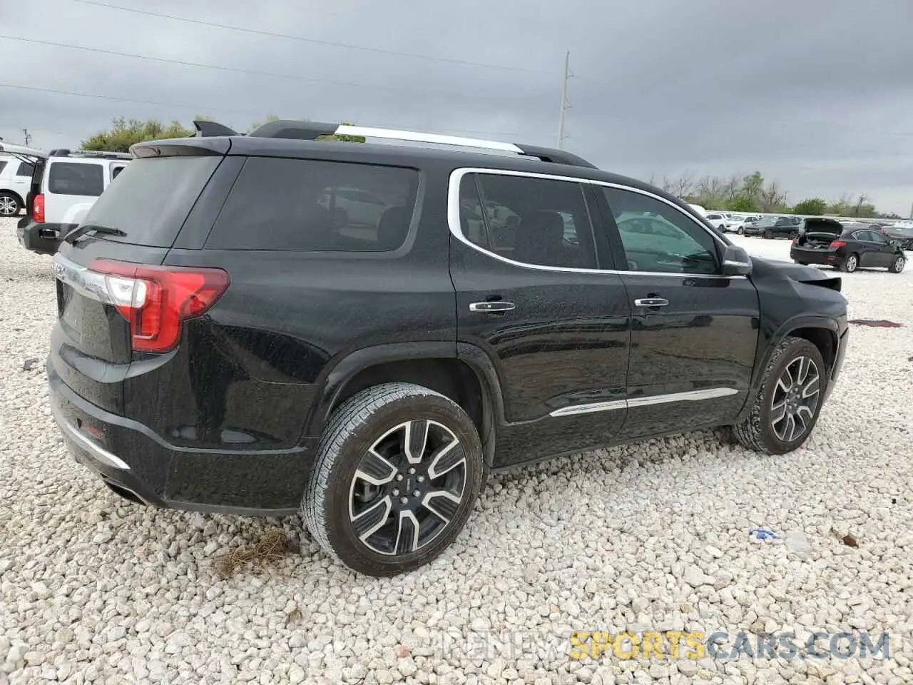 3 Photograph of a damaged car 1GKKNPLS6LZ142597 GMC ACADIA DEN 2020