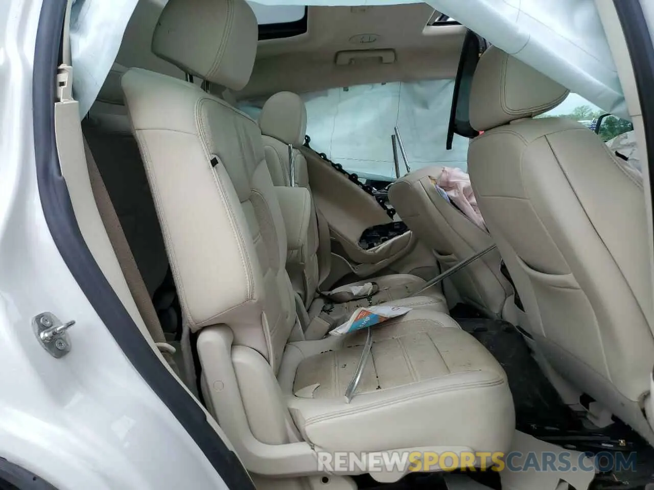 11 Photograph of a damaged car 1GKKNPLSXLZ226972 GMC ACADIA DEN 2020